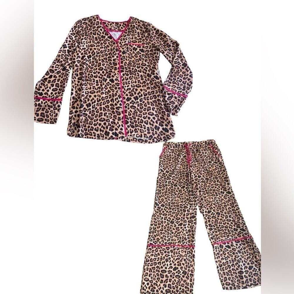 Summersalt The Cloud 9 Silky Pajama Set NEW Size XS Leopard print Two Piece